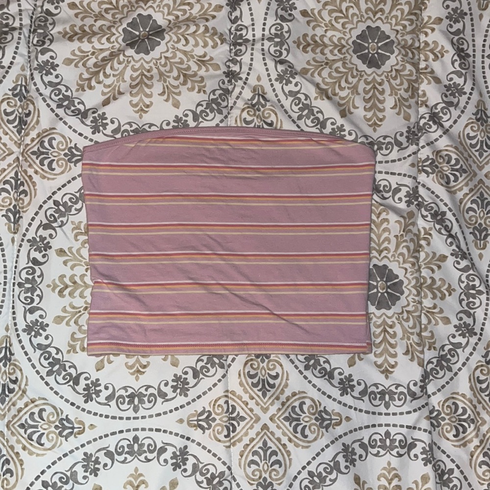 Wild fable pink with stripes crop top